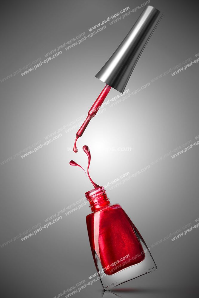 عکس با کیفیت شیشه لاک ناخن با رنگ قرمز و سر توسی رنگ باز شده